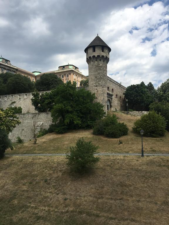 Castel View Apartment Budapest Exterior foto